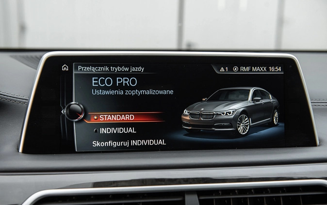 BMW Seria 7 cena 149000 przebieg: 255000, rok produkcji 2016 z Sejny małe 781